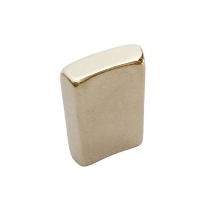 Permanent magnet brushless motor magnet-3