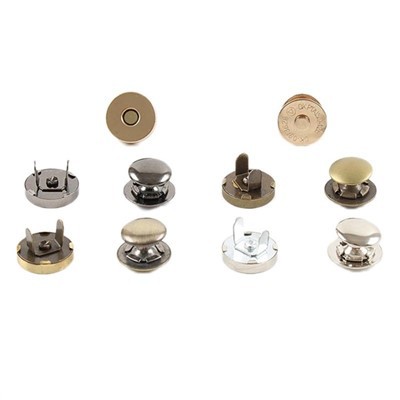 Magnētiskā pogas aizdare