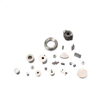 Saķepināti AlNiCo magnēti