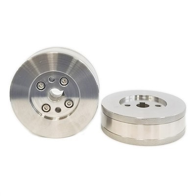 Magnētiskais ritenis kāpšanai uz sienas.